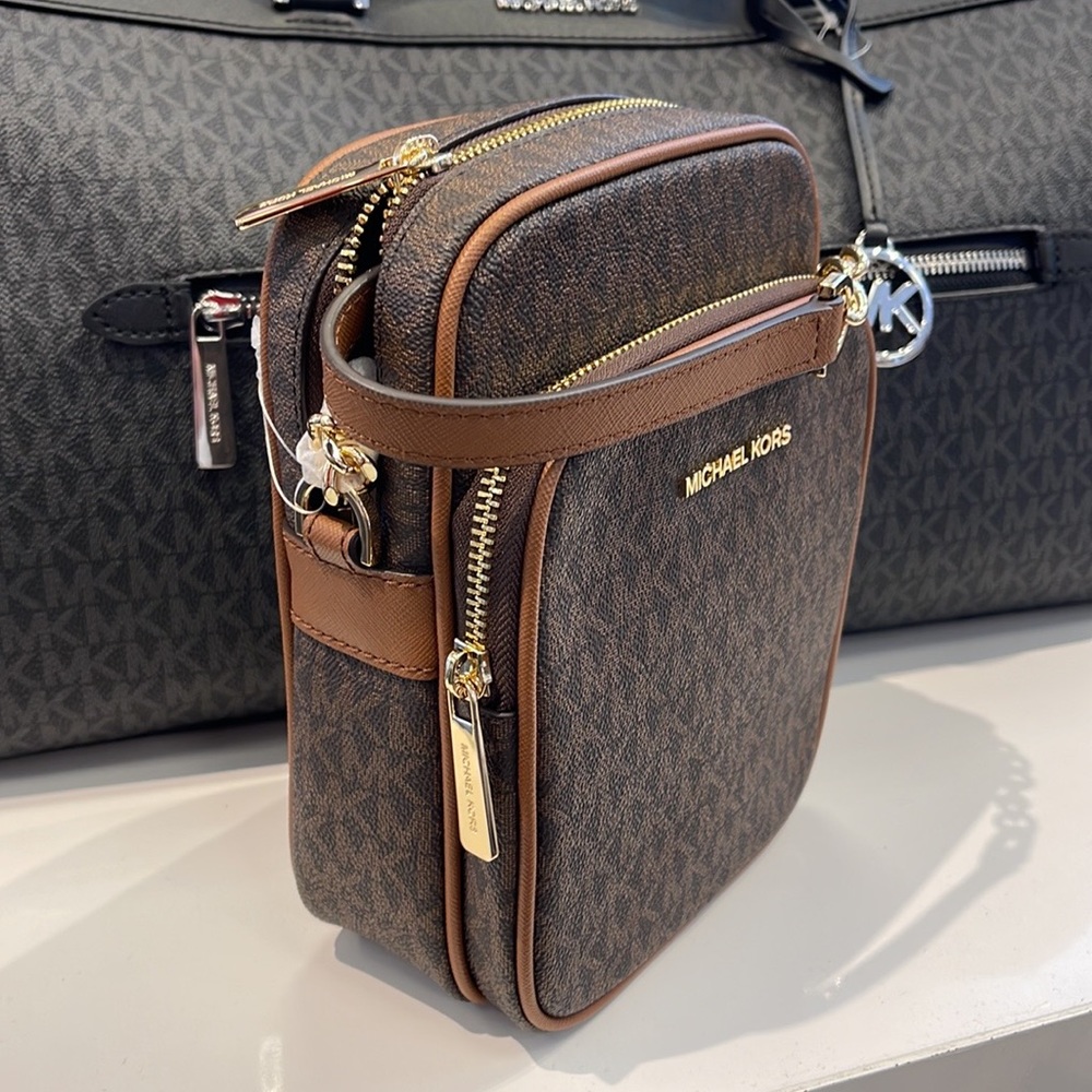MICHAEL KORS 
Jet Set Travel Medium Logo Crossbody Flight Bag
Style # 35F1GTVC2B - Picture 15 of 16